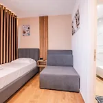 Velora Apartments Ksamil Gasthof