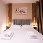 Gasthof Velora Apartments Ksamil 3*