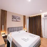 Guesthouse Veliaj Ksamil