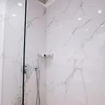 Guesthouse Veliaj Maison d'hôtes