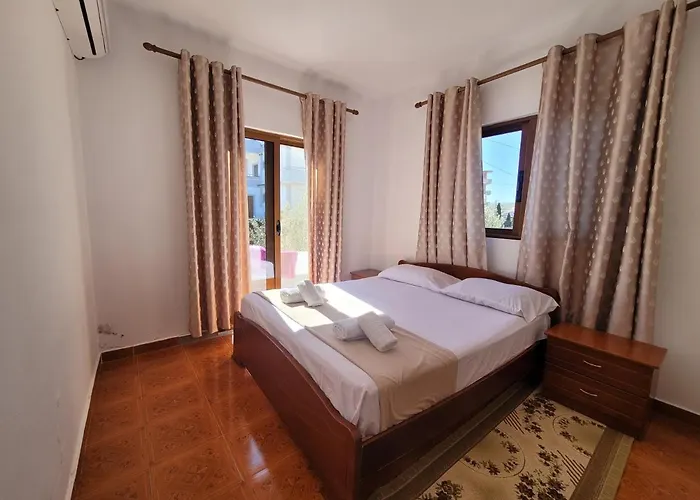 Luxury Apartments Ksamil クサミル