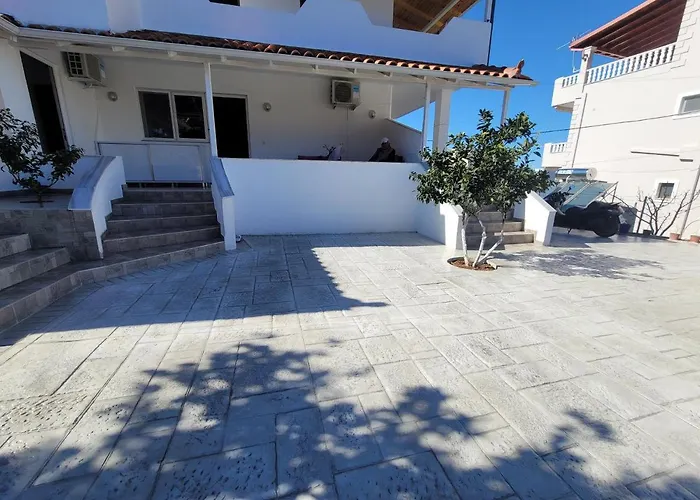 Luxury Apartments Ksamil 3* クサミル