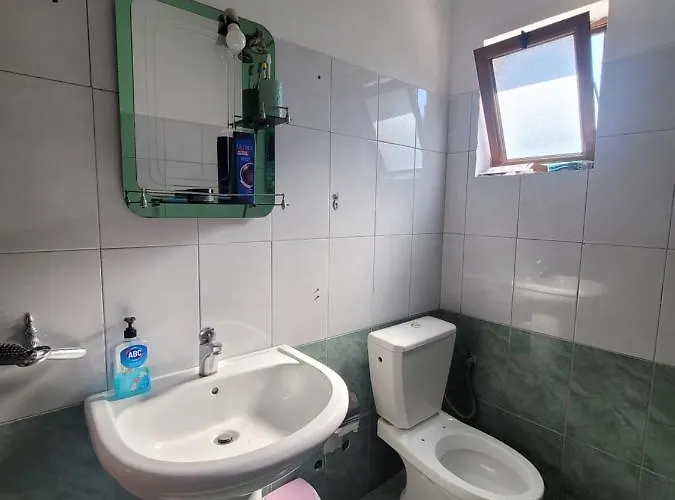 Guesthouse Veliaj Maison d'hôtes 3*